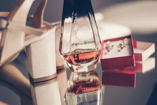 Guide d'achat : meilleures offres de parfums en soldes